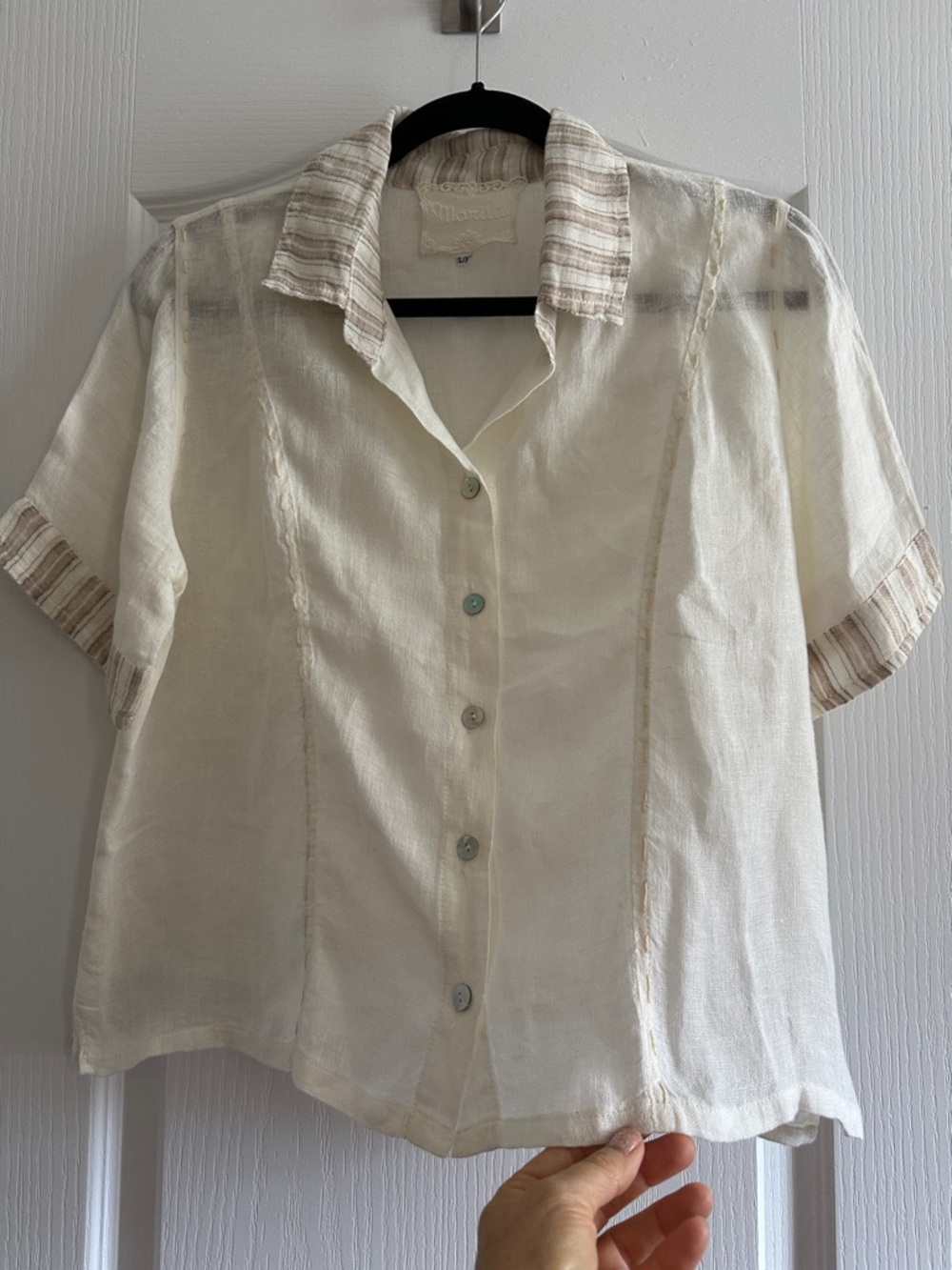 White and Cream Short Sleeve Button-Up Linen  Blouse with Striped Collar